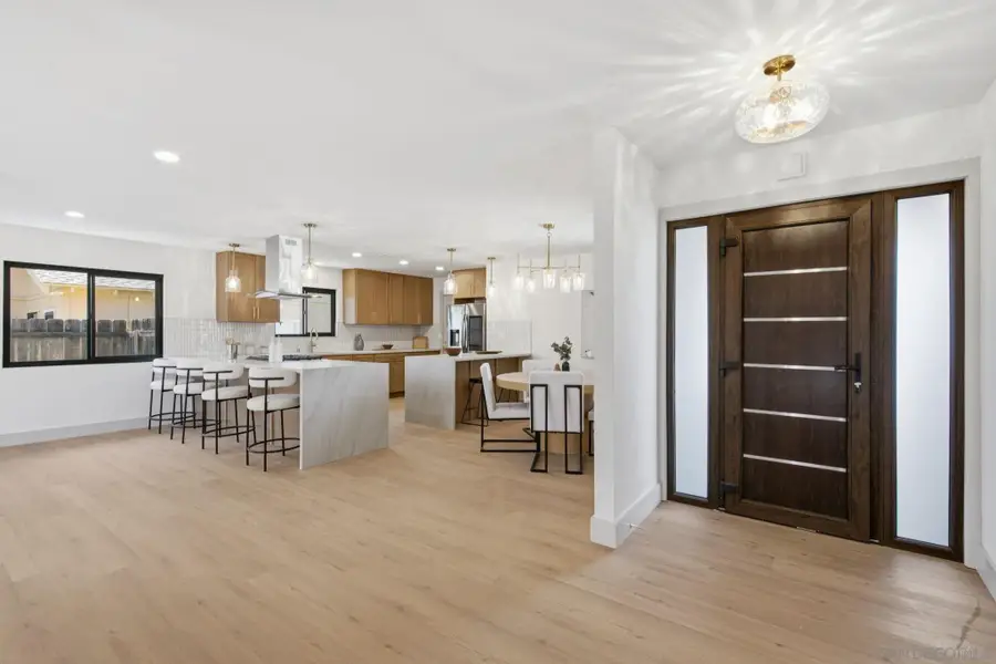 3227 Mercer, San Diego, CA 92122 - #3