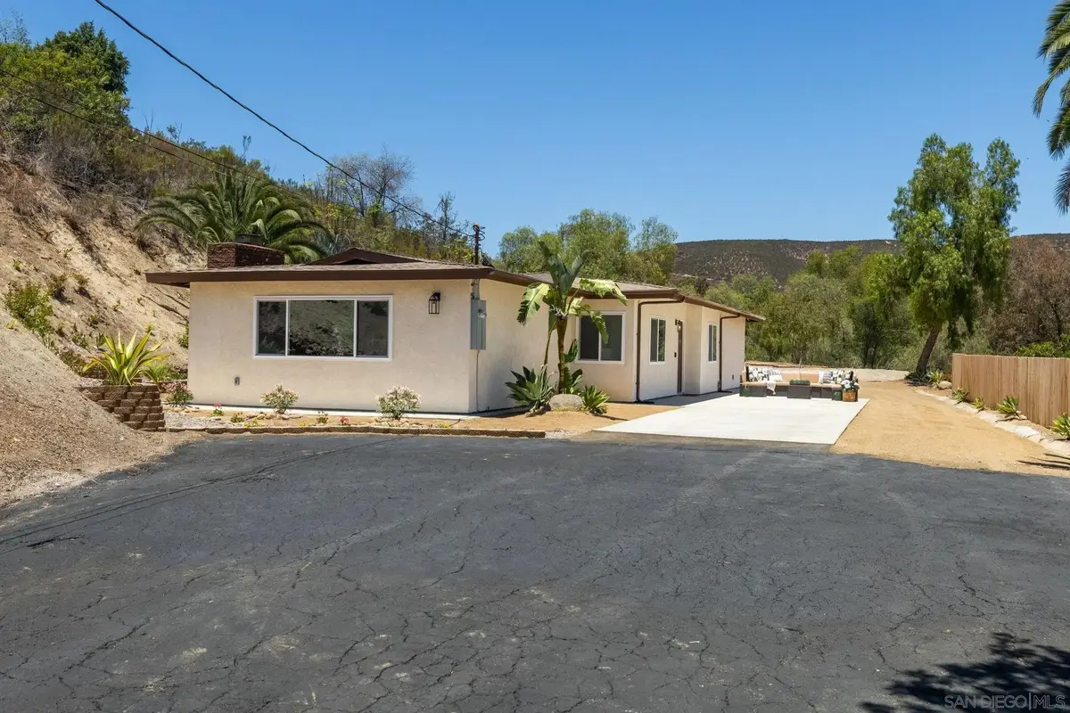 11710 Oak Creek Dr, Lakeside, CA 92040 - #1