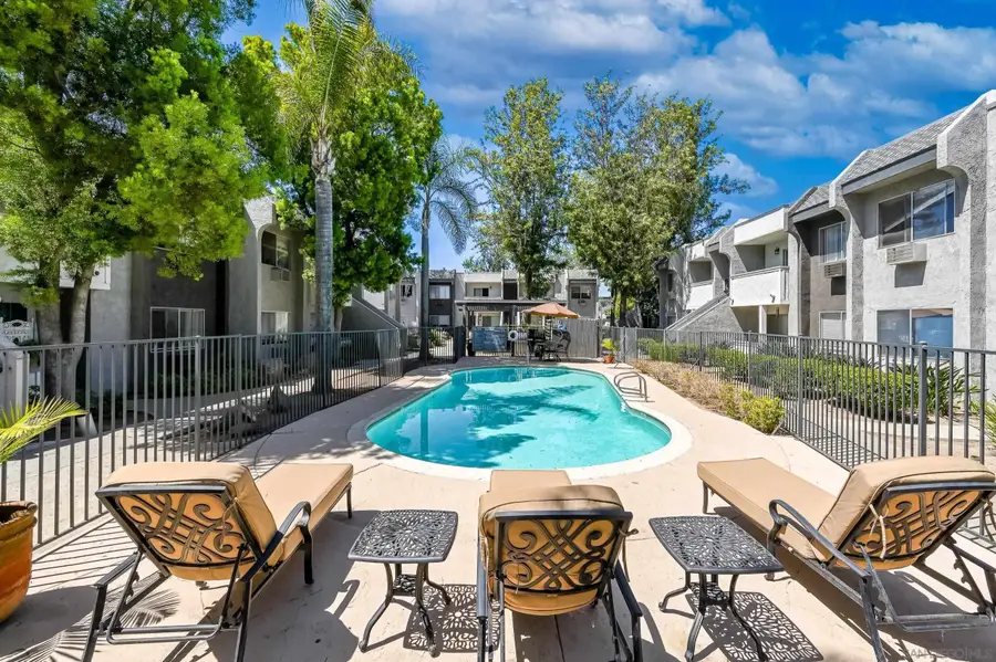 12425 Oak Knoll Road, Poway, CA 92064 - #2