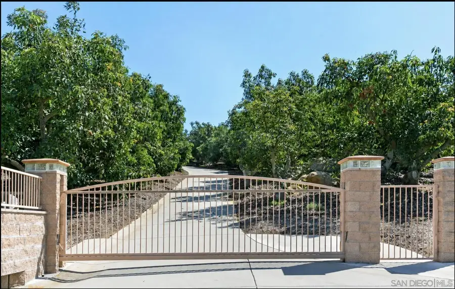 1629 Wild Acres, Vista, CA 92084 - #3
