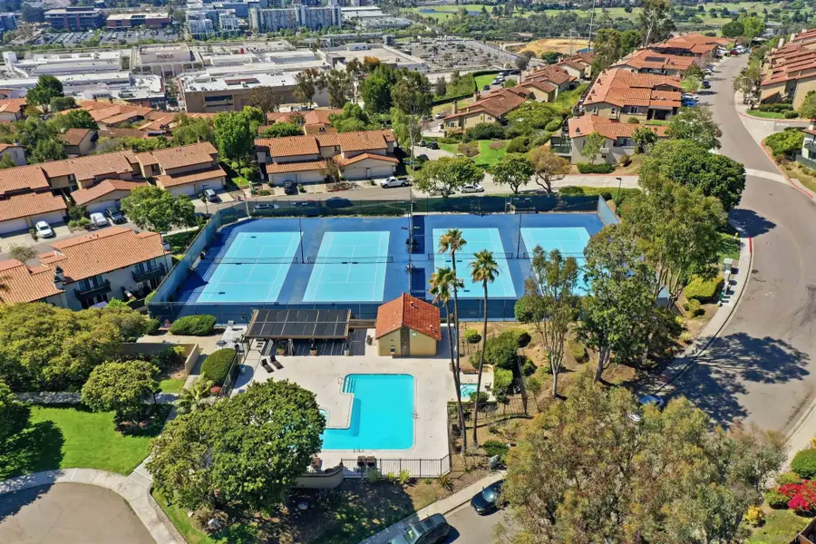 6930 Camino Pacheco, San Diego, CA 92111 - #3