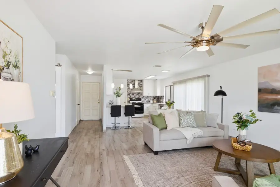 13011 Avenida Grande, San Diego, CA 92129 - #2