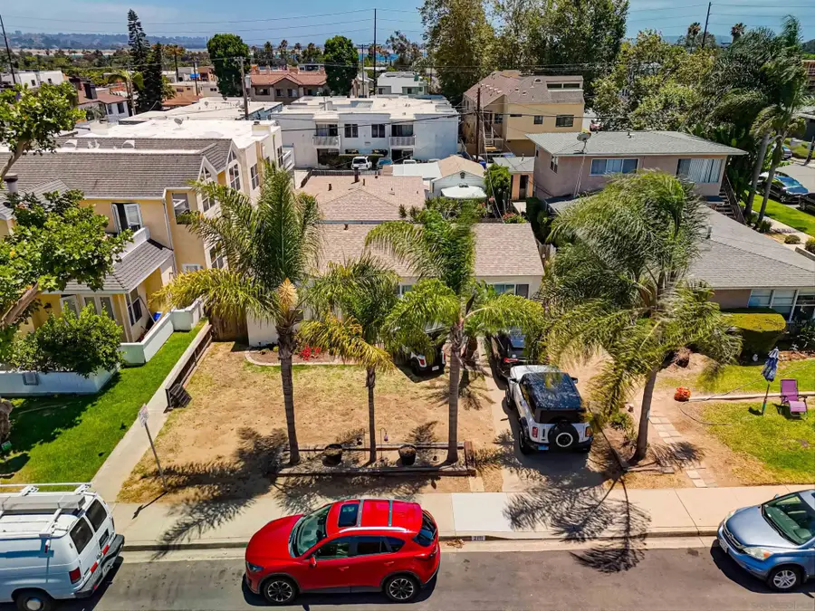 2109-11 Felspar Street, San Diego, CA 92109 - #3