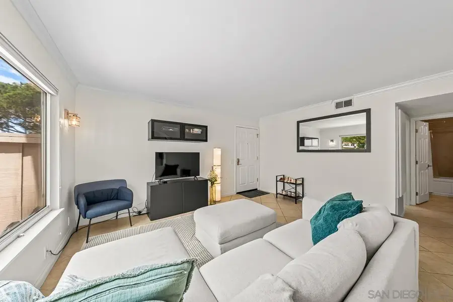 4075 Porte La Paz #170, San Diego, CA 92122 - #2