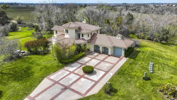 24943 N Mcintire, Clements, CA 95227