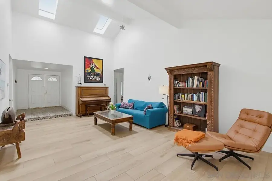 10184 Aviary Dr, San Diego, CA 92131 - #3