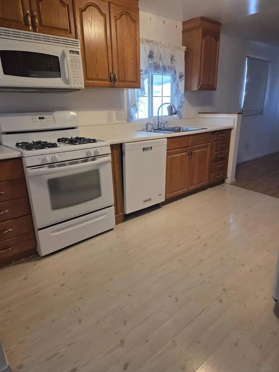 2550 E Valley Parkway #122, Escondido, CA 92027 - #3