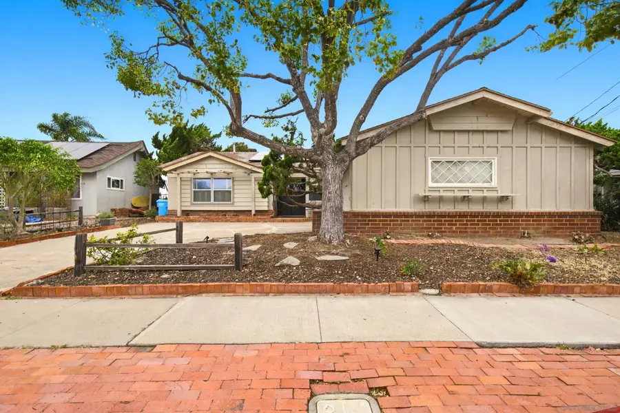 2732 Gobat, San Diego, CA 92122 - #2
