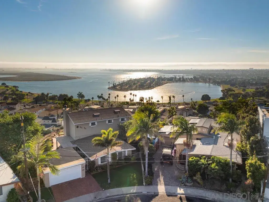 3212 Donley St, San Diego, CA 92117 - #1