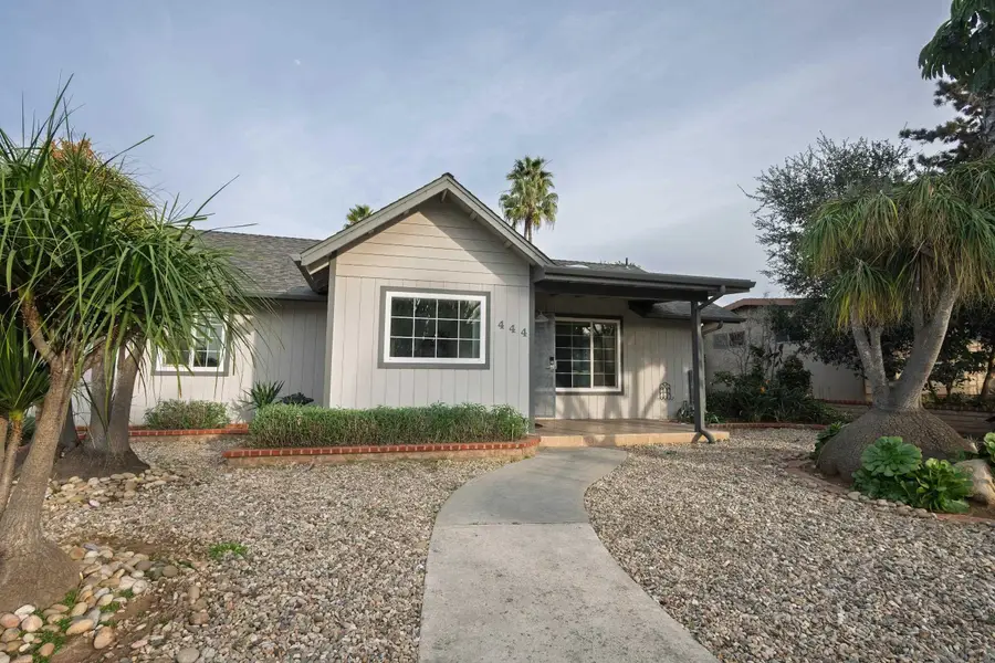 444 Avalon Dr., Vista, CA 92084 - #2