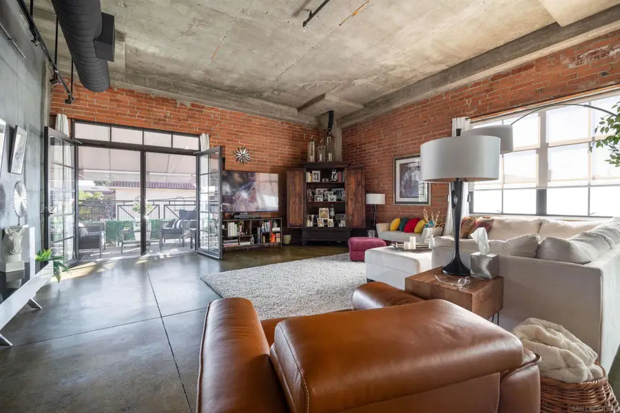 3940 7th Ave #215, San Diego, CA 92103 - #2