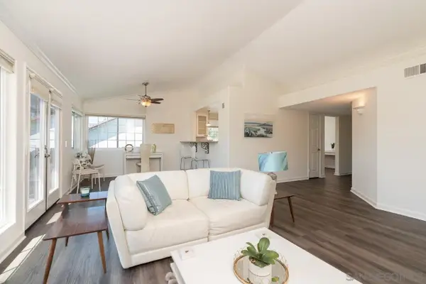 16470 Avenida Venusto #Unit F, San Diego, CA 92127