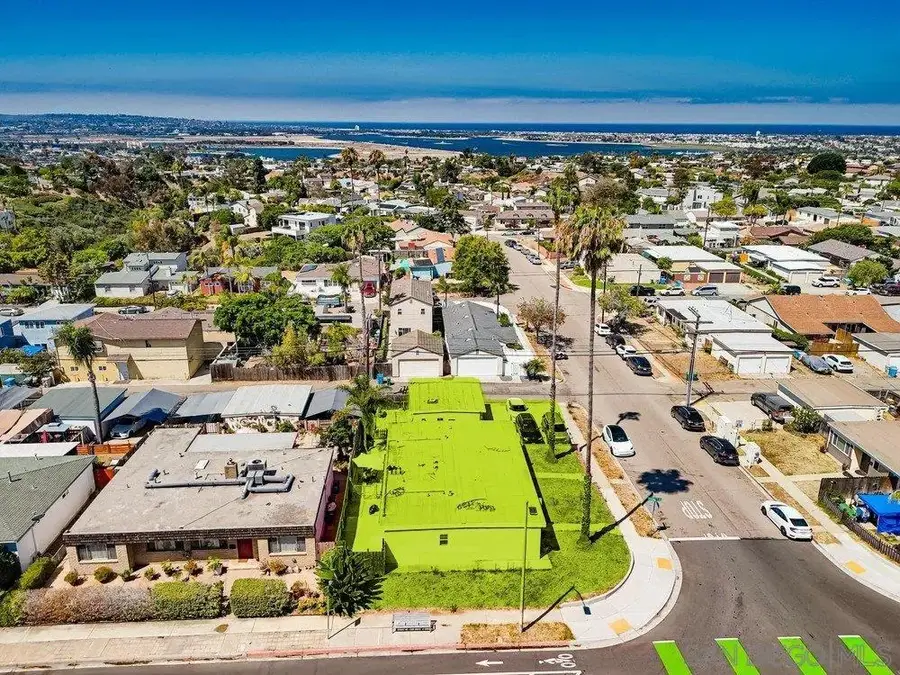 4715-4717 Blackfoot Avenue, San Diego, CA 92117 - #2