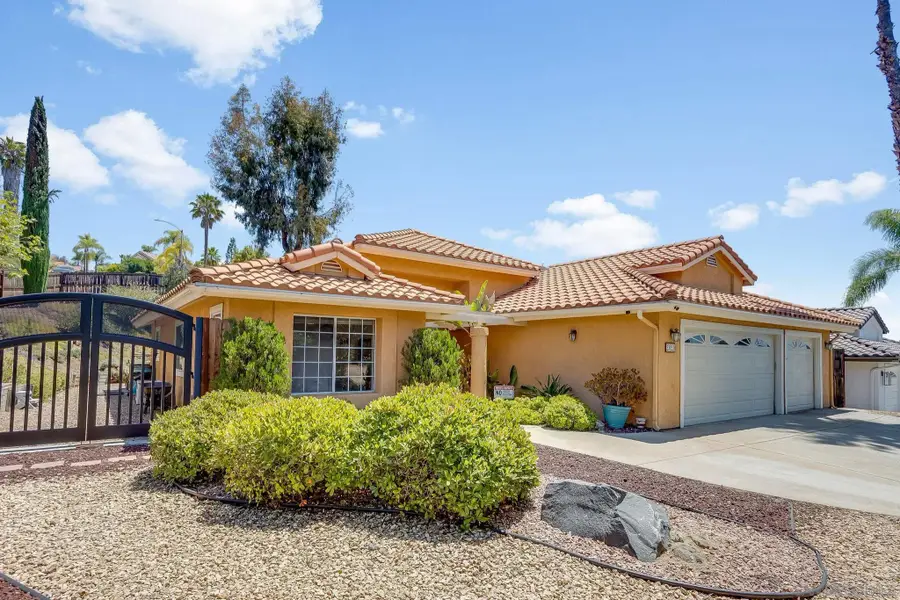 2020 N Nutmeg, Escondido, CA 92026 - #3