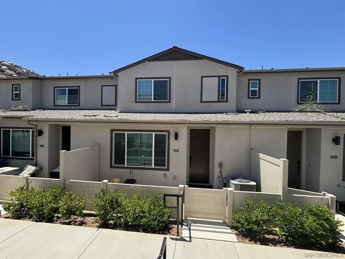 312 Zest Lane, Fallbrook, CA 92028 - #1
