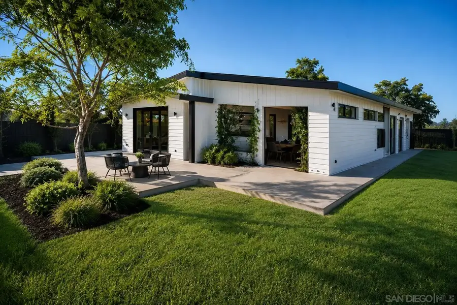 36 W Altadena Dr., Altadena, CA 91101 - #3