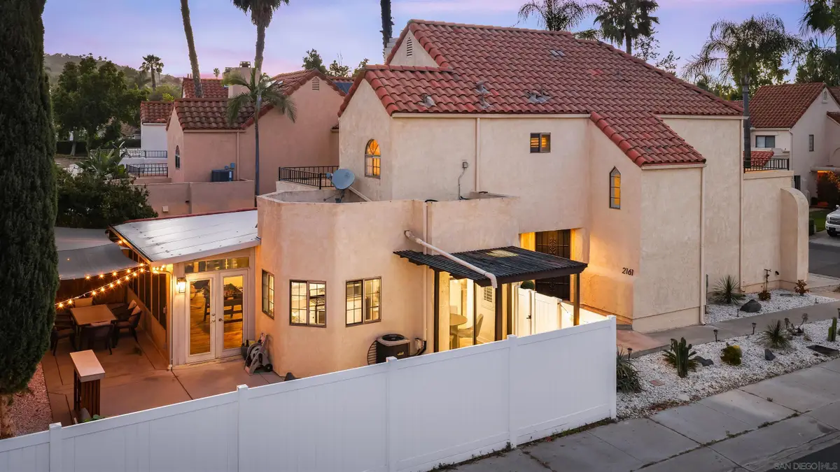 2161 Villa Sonoma Glen, Escondido, CA 92029 - #1