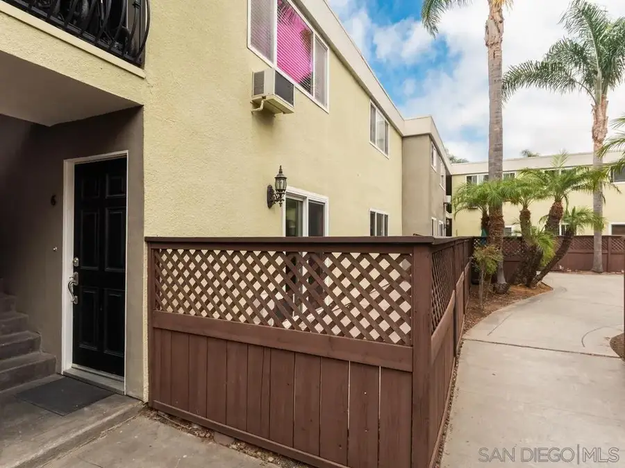 6666 Beadnell Way #6, San Diego, CA 92117 - #2