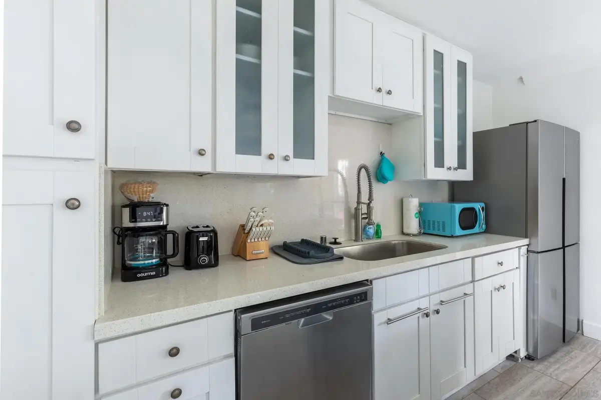 8529 Villa La Jolla Dr #E, La Jolla, CA 92037 - #1