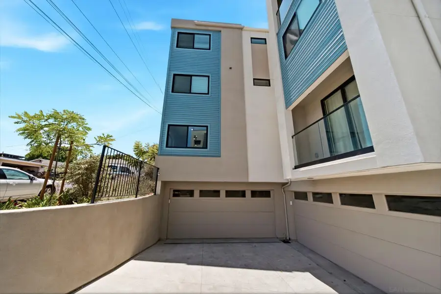 2126 San Clemente St, San Diego, CA 92107 - #3