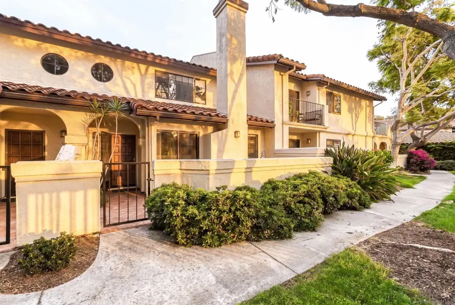 4250 Porte De Palmas #55, San Diego, CA 92122 - #2