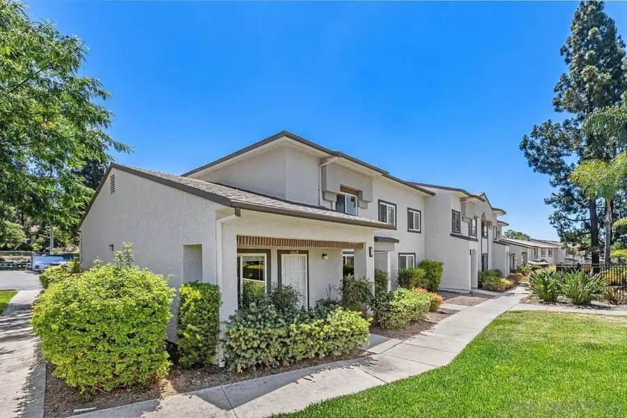 10628 Queen Jessica Ln, Santee, CA 92071 - #2
