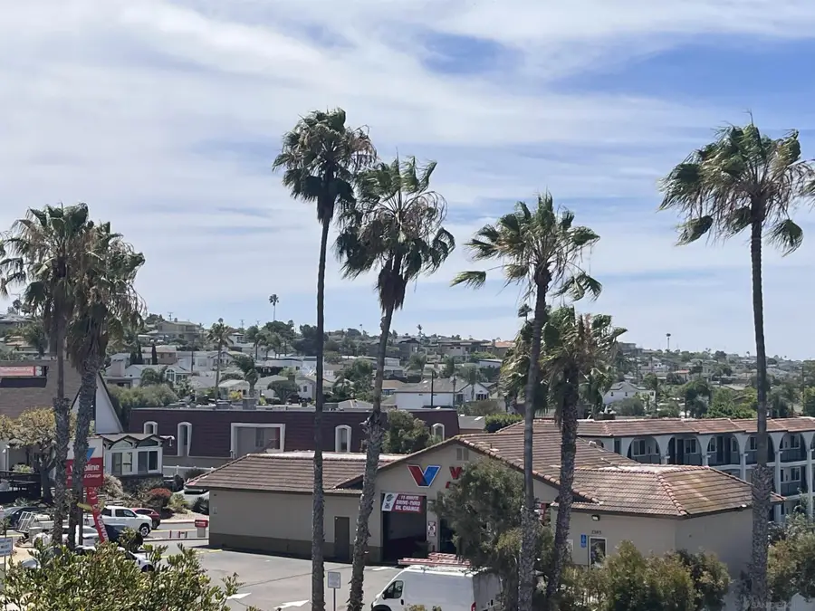 2540 Clairemont Dr #307, San Diego, CA 92117 - #3