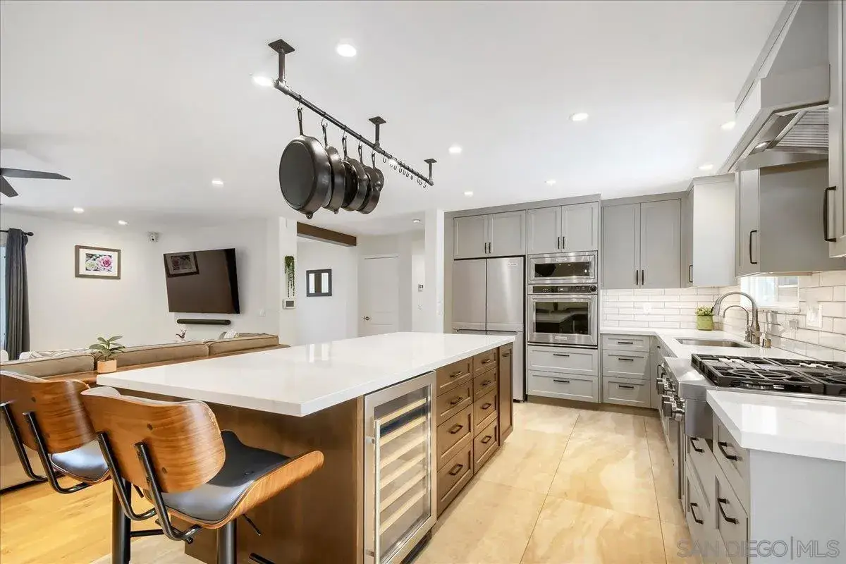 10162 Sierra Madre Rd, Spring Valley, CA 91977 - #1