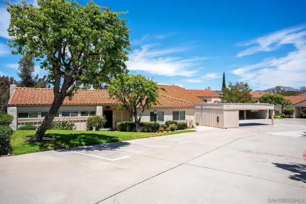 17469 Plaza Abierto #18, San Diego, CA 92128