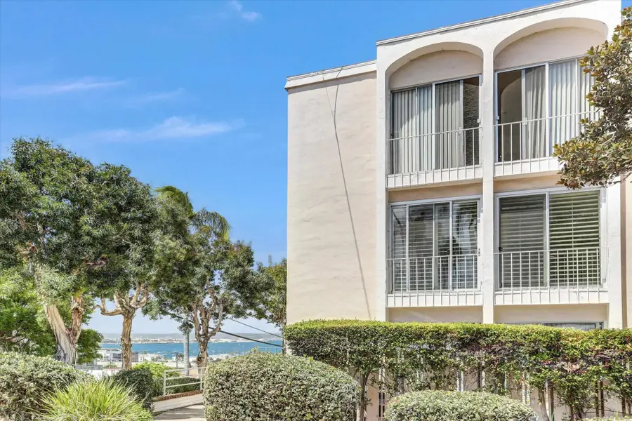 2410 Albatross St #9, San Diego, CA 92101 - #3