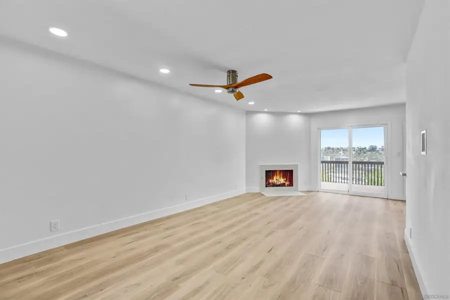 6821 Fashion Hills Blvd, San Diego, CA 92111 - #2