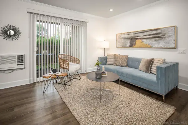 8581 Villa La Jolla Dr #N, La Jolla, CA 92037