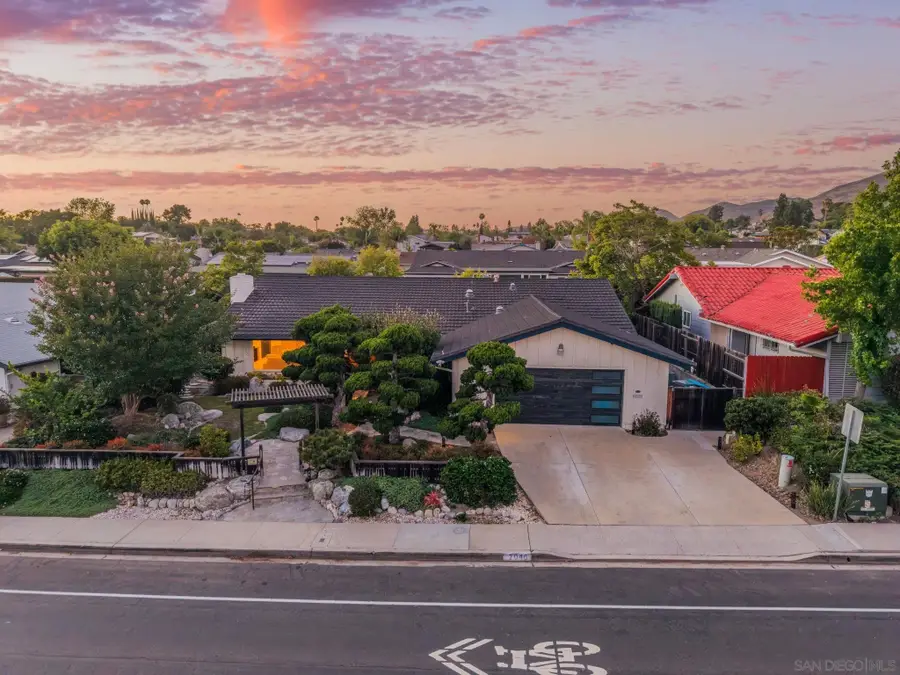 7046 Murray Park Dr, San Diego, CA 92119 - #2