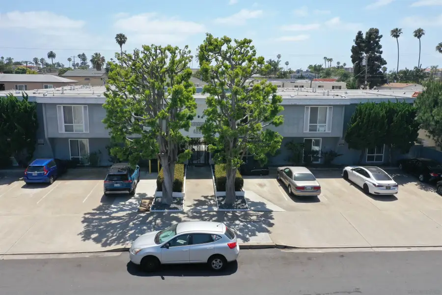 4935 Niagara Avenue, San Diego, CA 92107 - #3