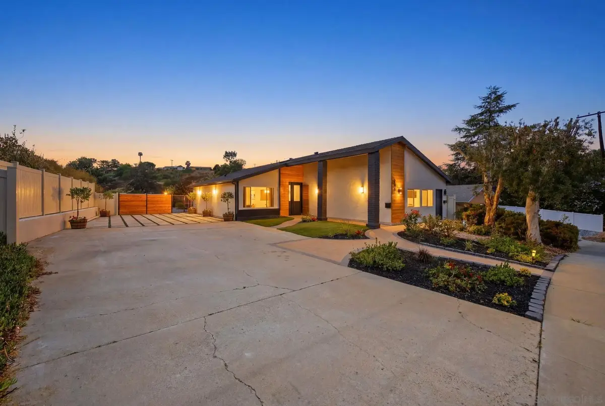 6690 Gullstrand St, San Diego, CA 92122 - #1
