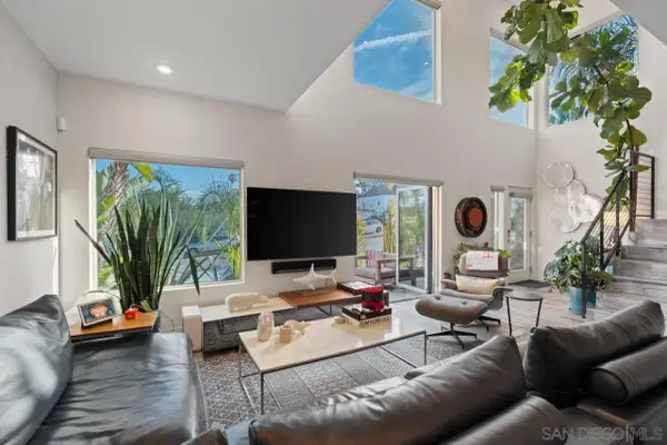 1928 Howard, San Diego, CA 92104