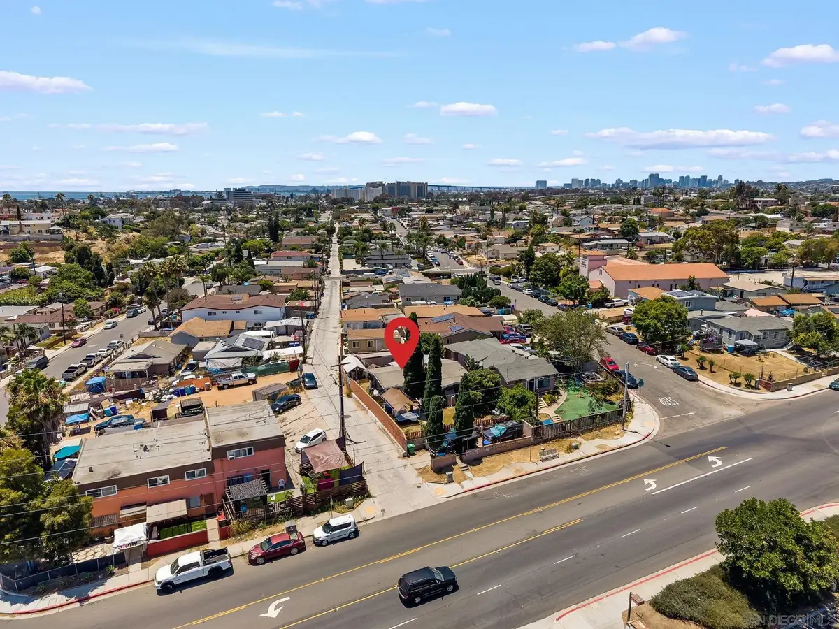 1916 S 43rd St, San Diego, CA 92113 - #1