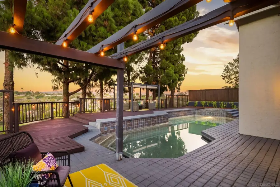 9795 Saskatchewan, San Diego, CA 92129 - #3