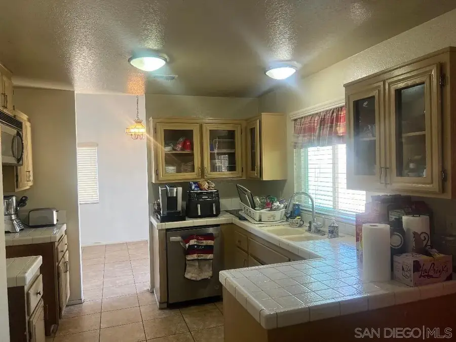 12003 Redwood Dr, Fontana, CA 92337 - #2