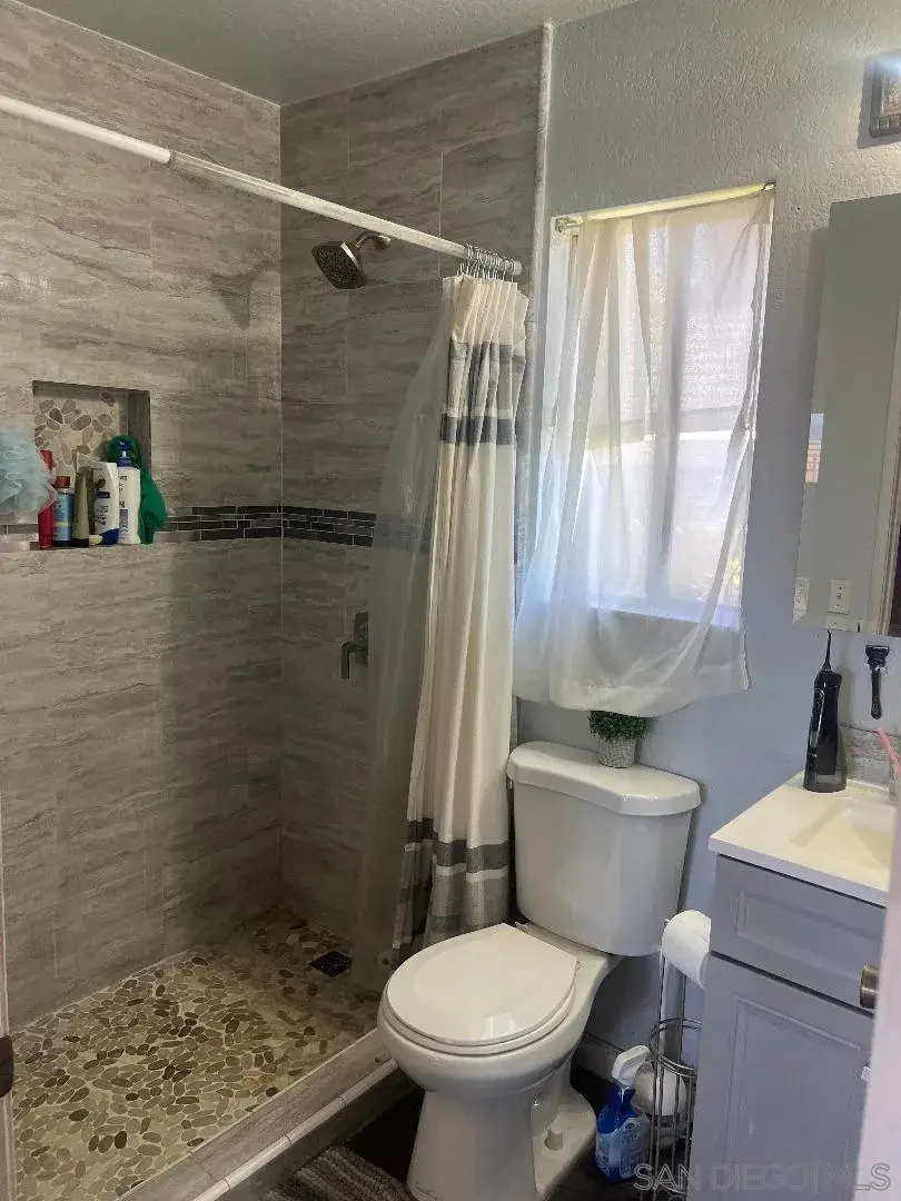 12003 Redwood Dr, Fontana, CA 92337 - #3