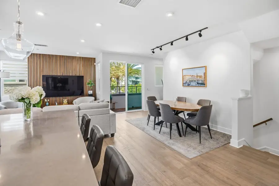 2854 Avella, San Diego, CA 92108 - #3