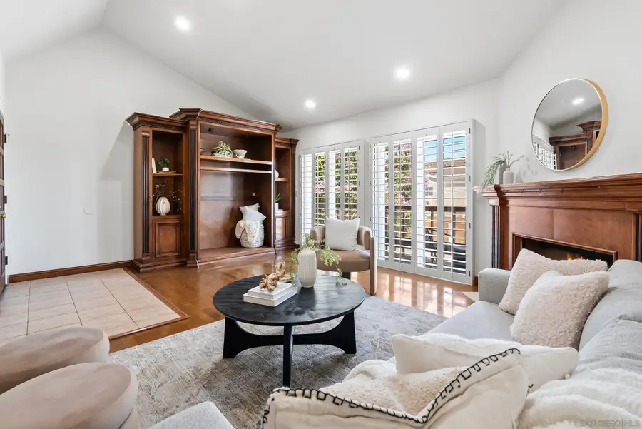 6998 Camino Degrazia, San Diego, CA 92111 - #3