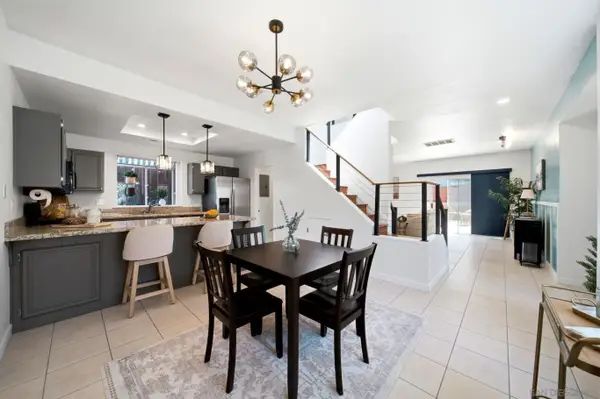 1382 Palomar, Vista, CA 92084