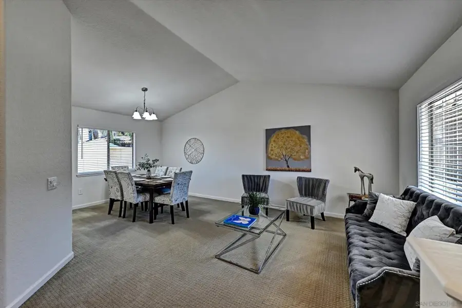 1745 El Aire, Escondido, CA 92026 - #3