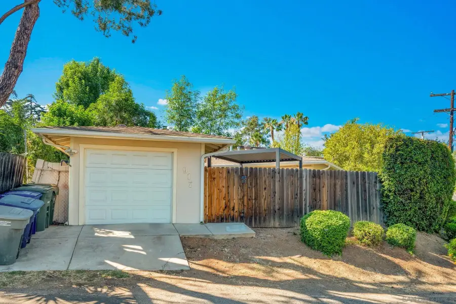 917 Chestnut St, Escondido, CA 92025 - #3