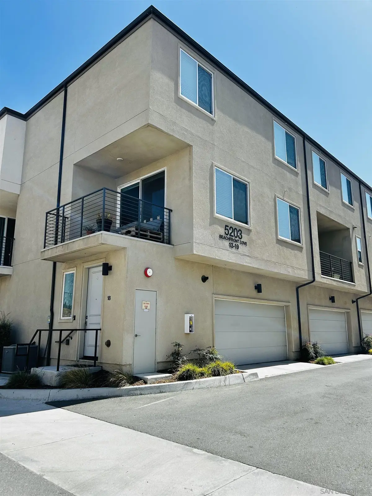 5203 Beachfront Cove #18, San Diego, CA 92154 - #1