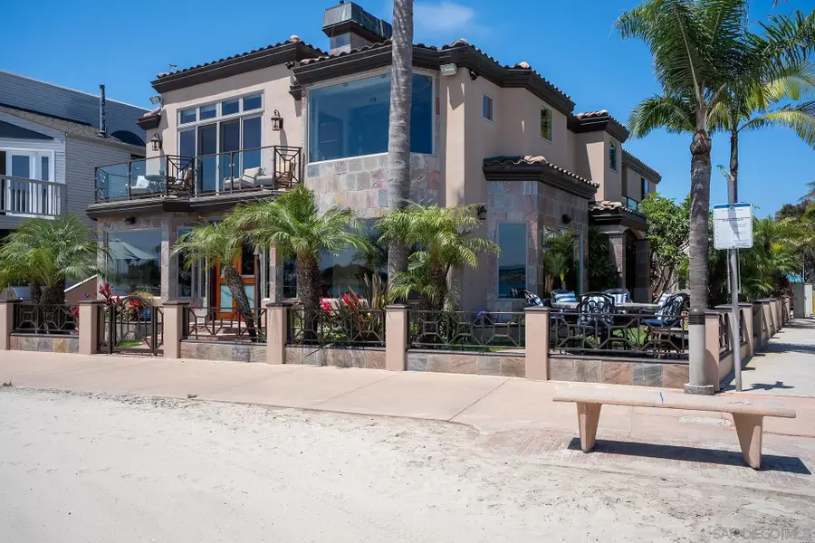 2741 Bayside Walk, San Diego, CA 92109 - #2