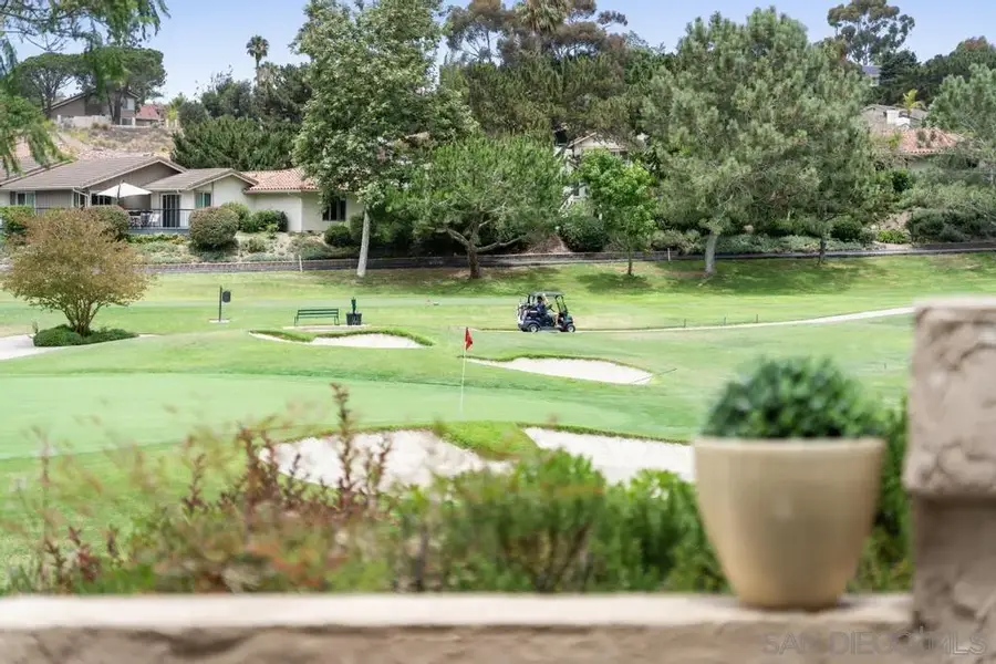 170 Las Banderas Dr, Solana Beach, CA 92075 - #3