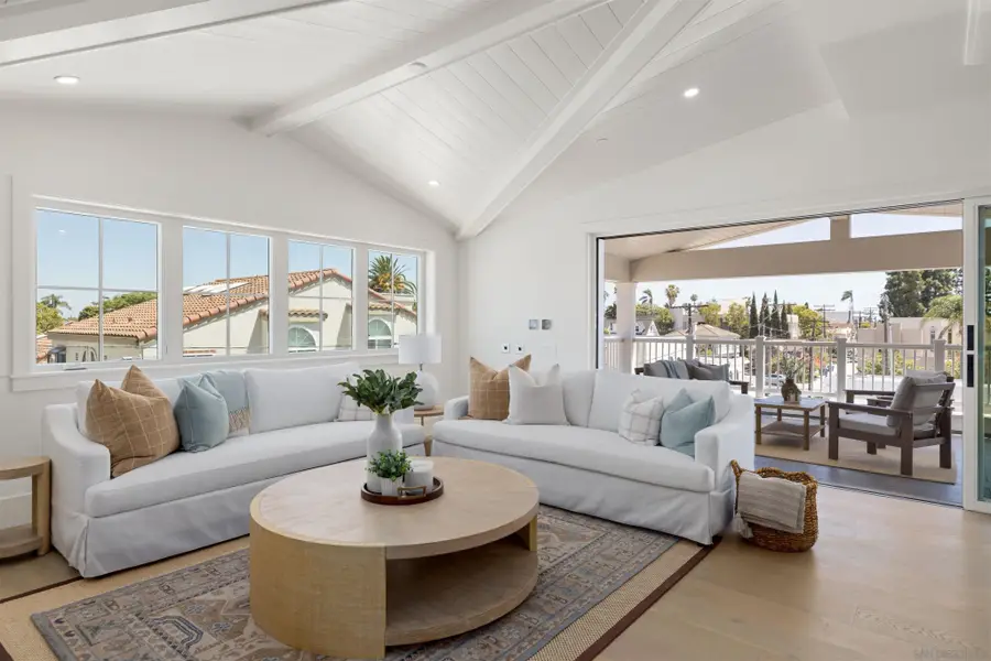 747 Orange Ave #304, Coronado, CA 92118 - #3