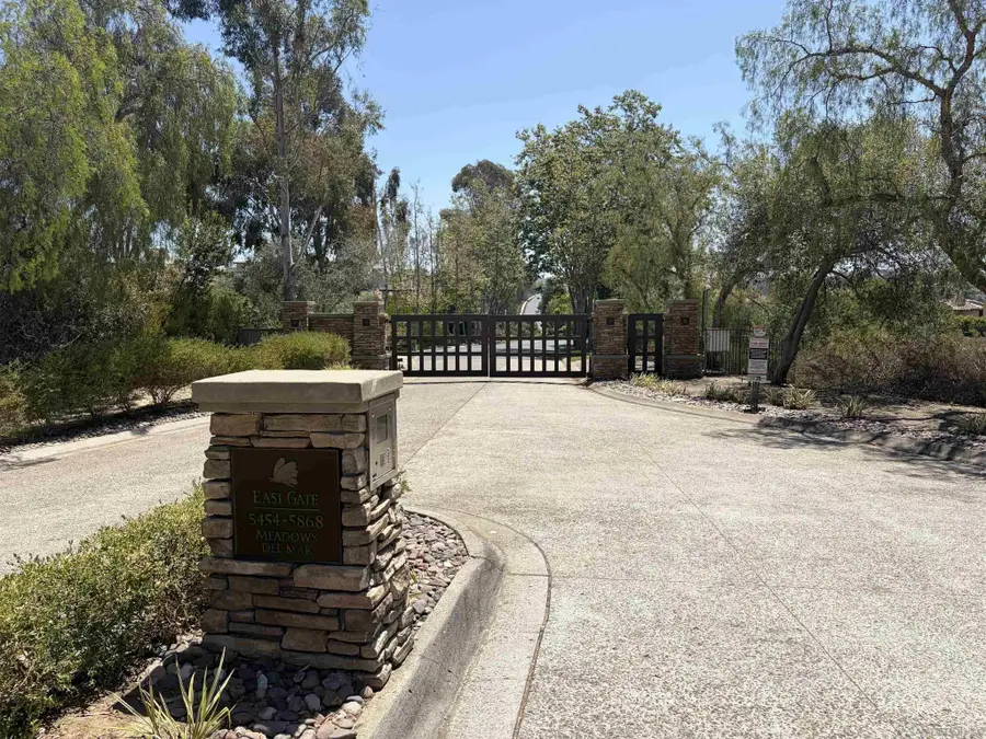 5591 W Meadows Del Mar #121, San Diego, CA 92130 - #2